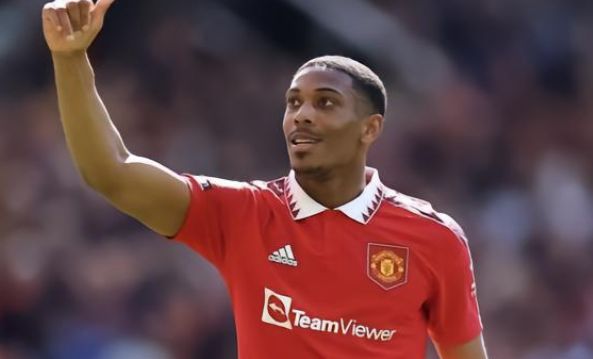 发轩然大波 发轩然大波